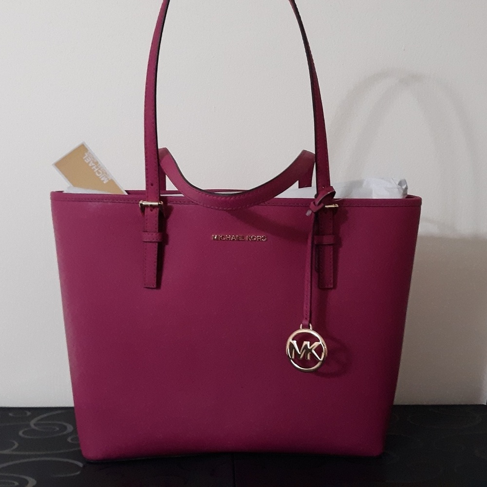 Michael kors hand bags